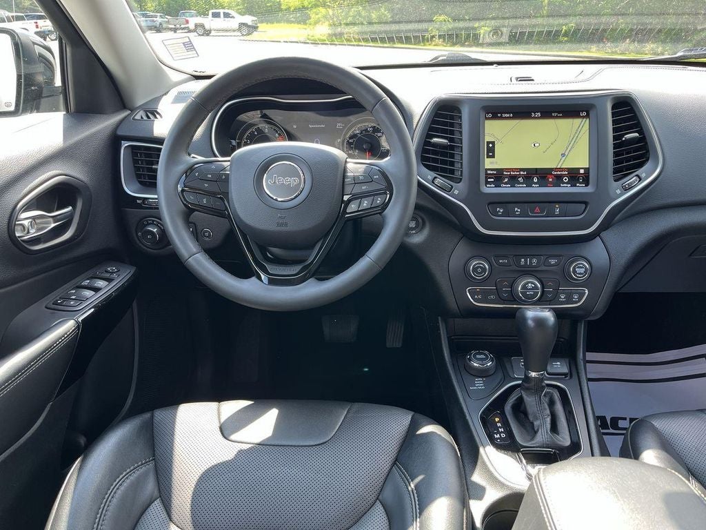 2023 Jeep Cherokee Altitude Lux