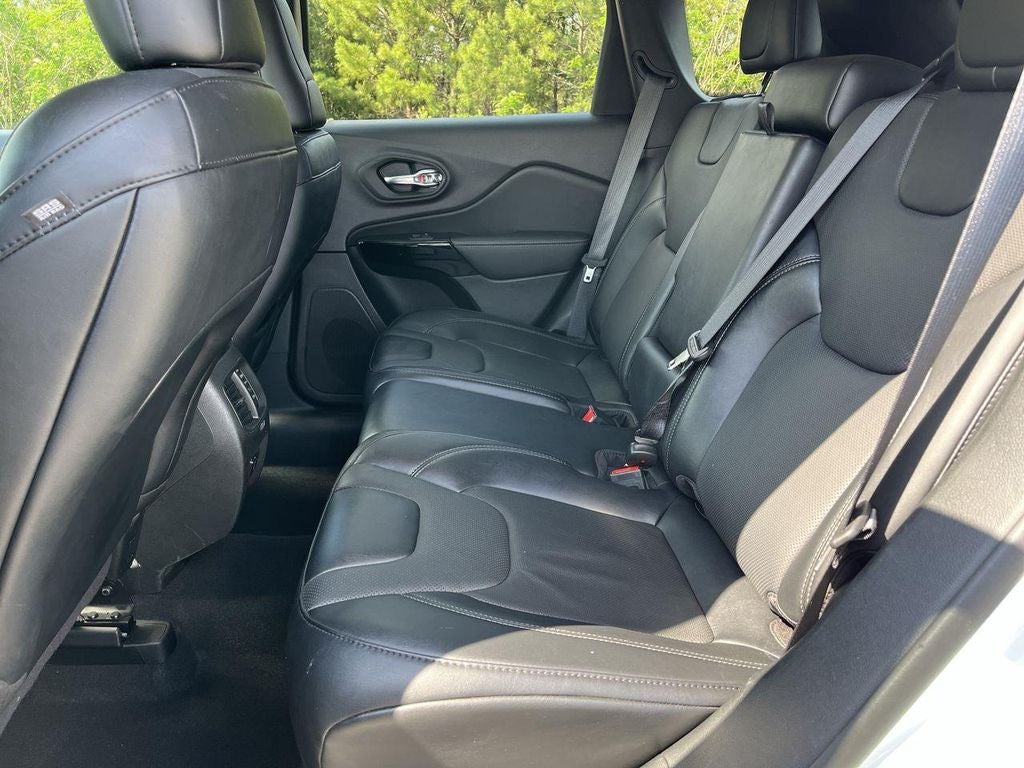 2023 Jeep Cherokee Altitude Lux