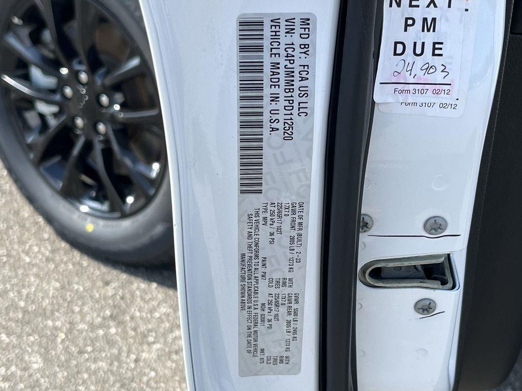 2023 Jeep Cherokee Altitude Lux