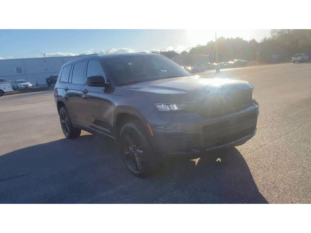 2023 Jeep Grand Cherokee L Altitude