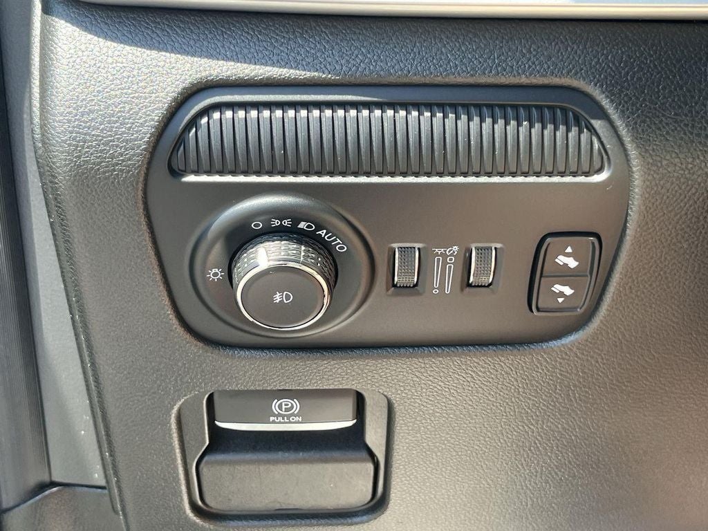 2023 Jeep Wagoneer L Series II