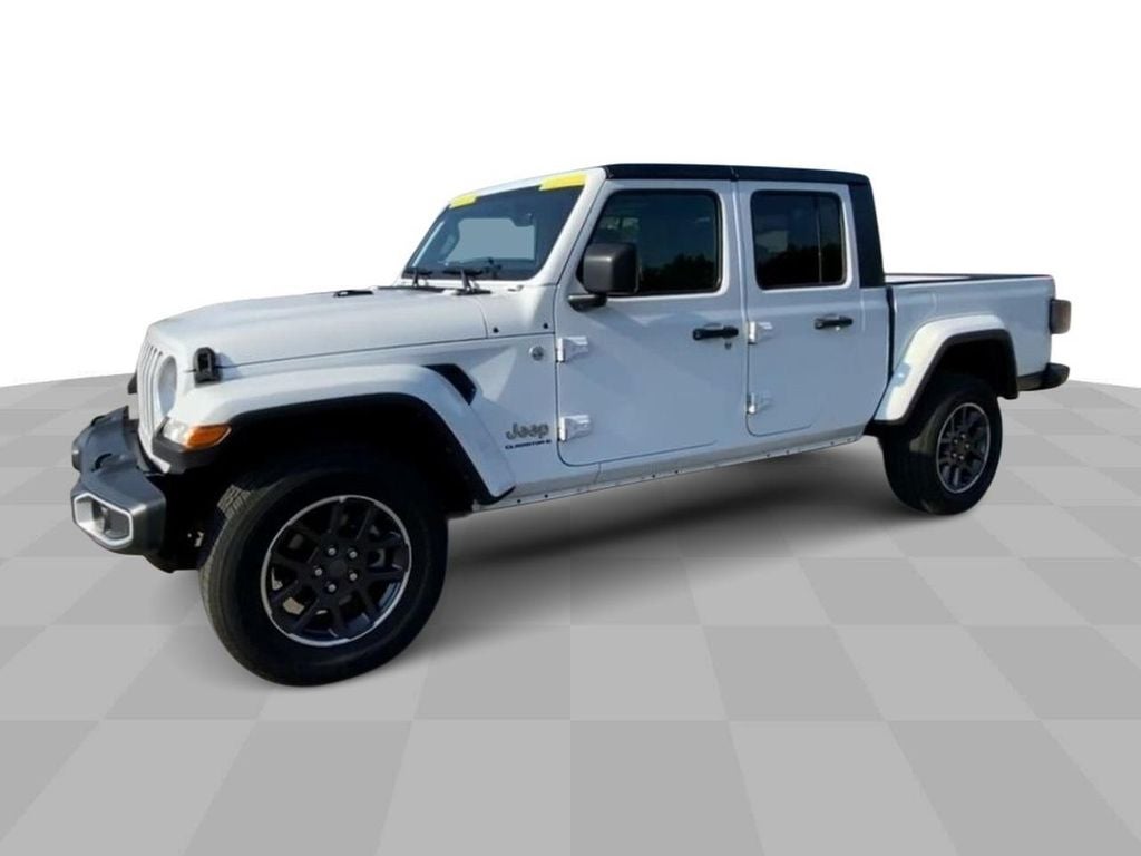 2023 Jeep Gladiator Overland
