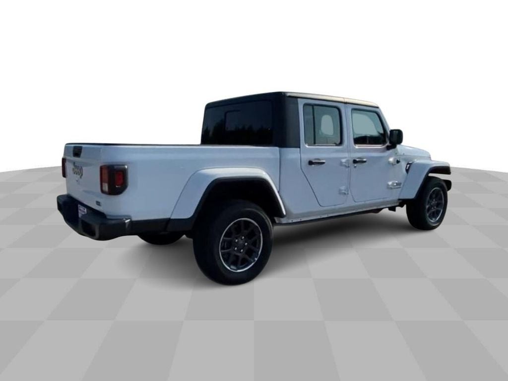 2023 Jeep Gladiator Overland