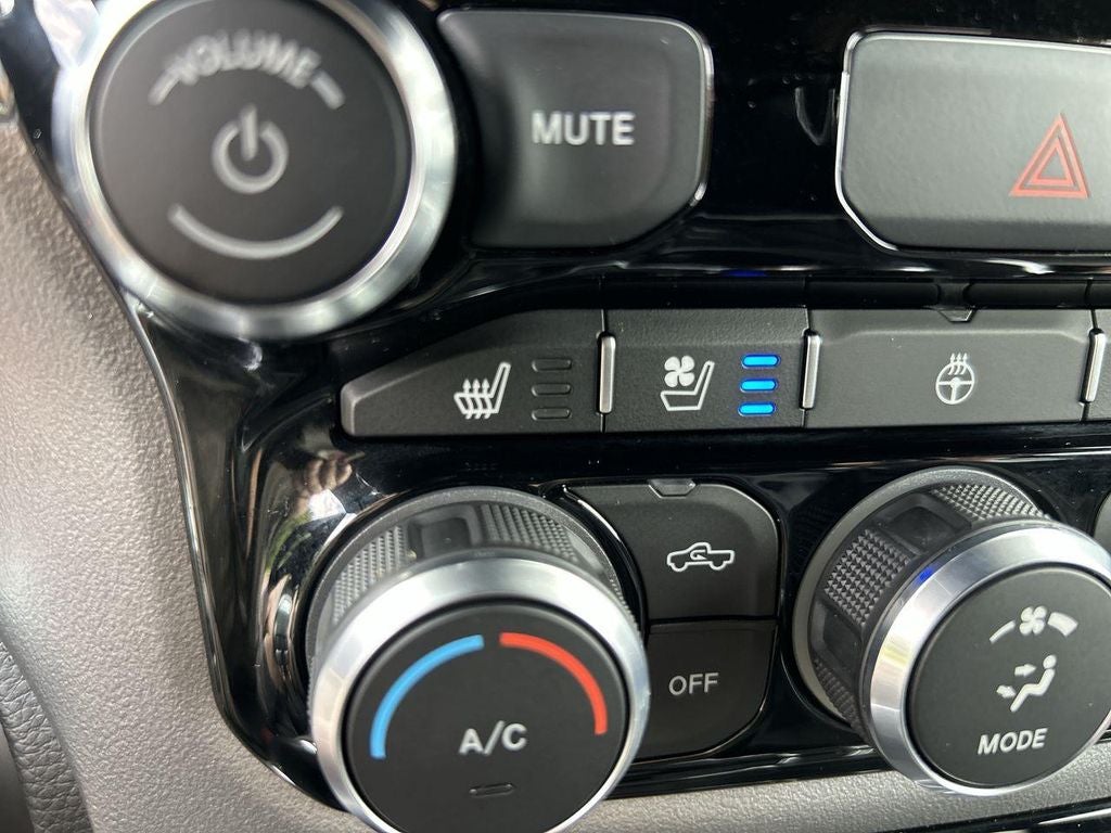 2024 RAM 1500 Laramie