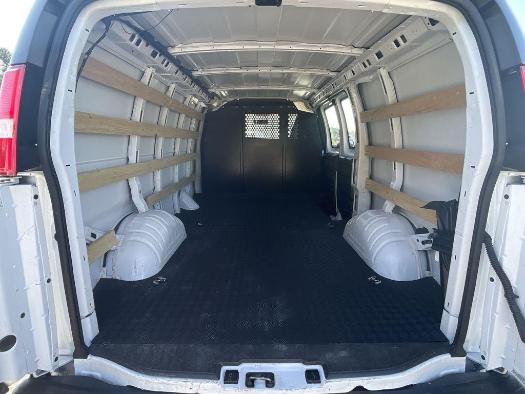 2023 Chevrolet Express Cargo 2500 WT