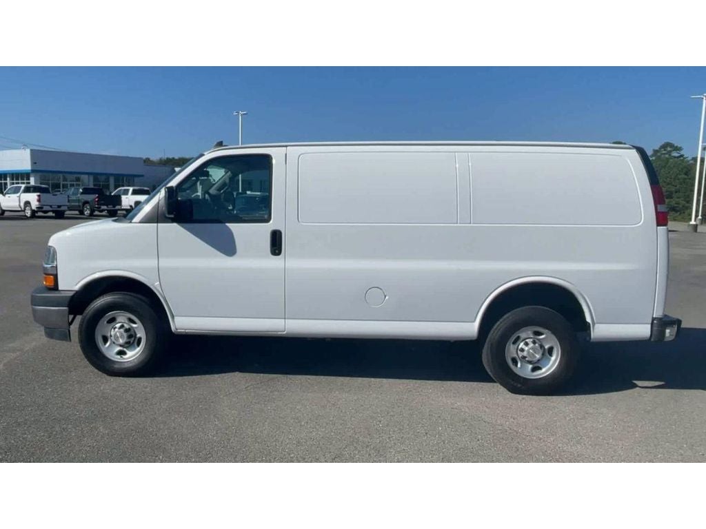 2023 Chevrolet Express Cargo 2500 WT