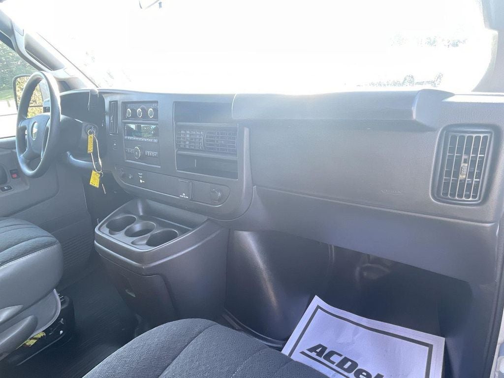 2023 Chevrolet Express Cargo 2500 WT