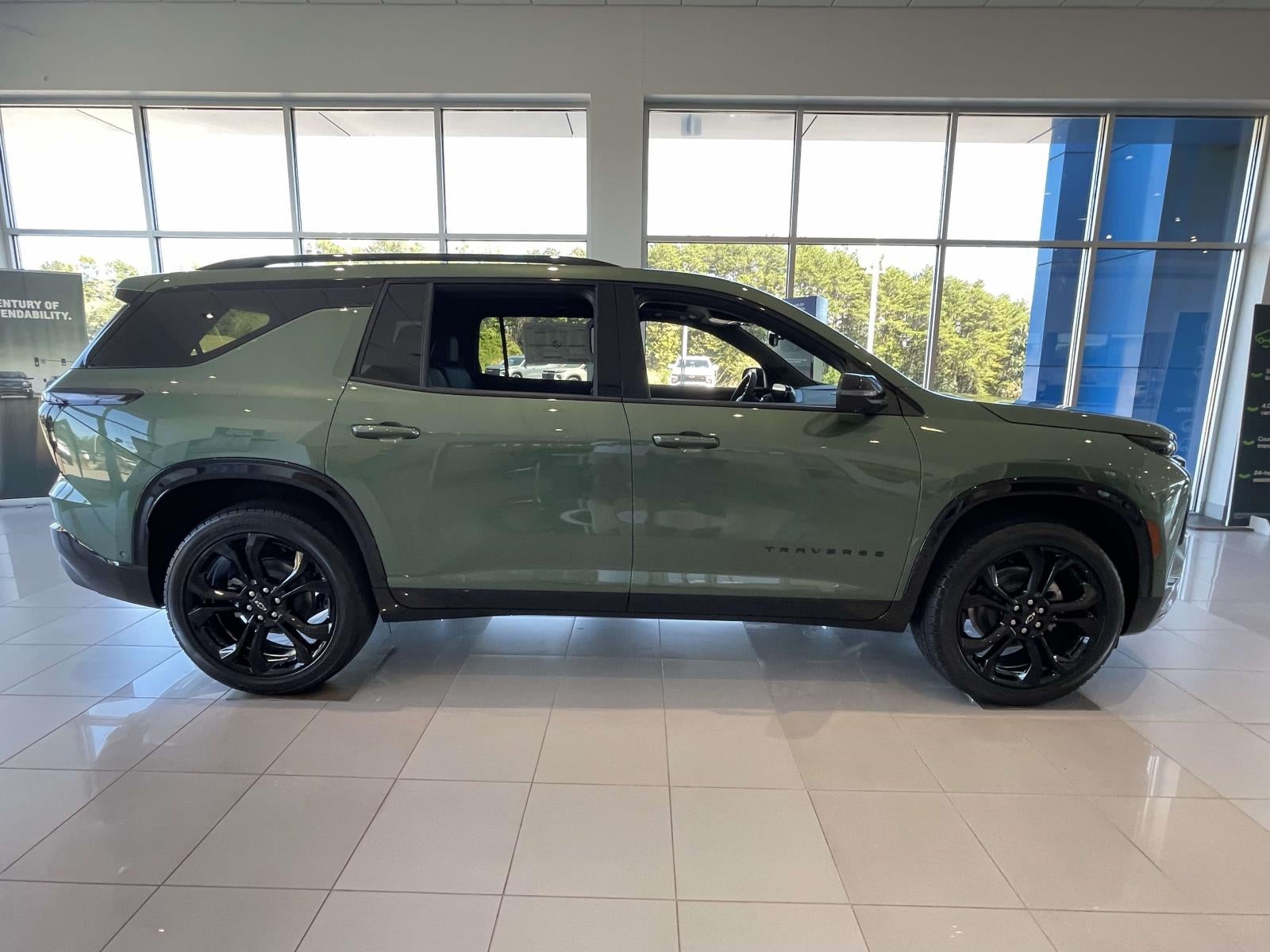 2027 Chevrolet Traverse RS