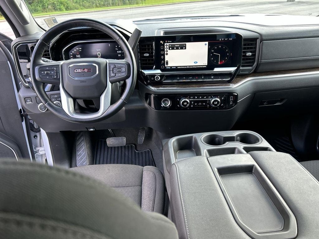 2024 GMC Sierra 1500 SLE
