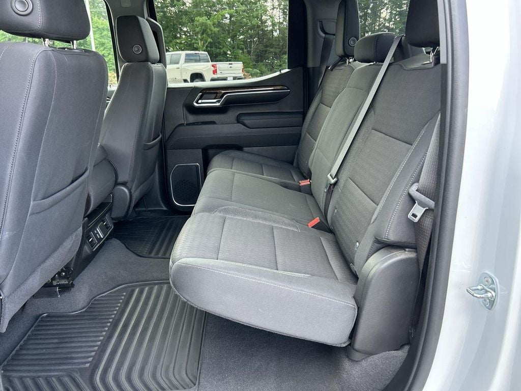 2024 GMC Sierra 1500 SLE