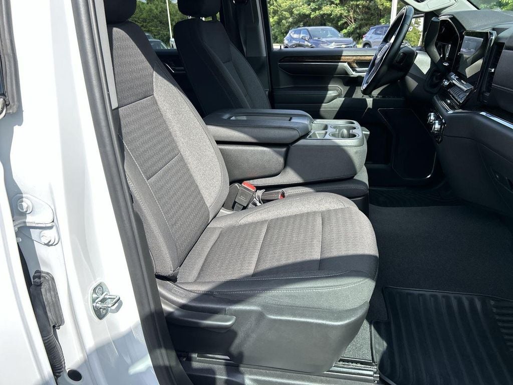 2024 GMC Sierra 1500 SLE