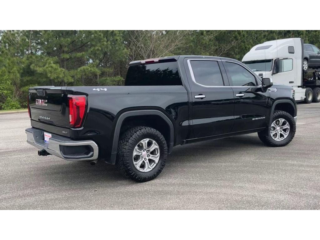2025 GMC Sierra 1500 SLT