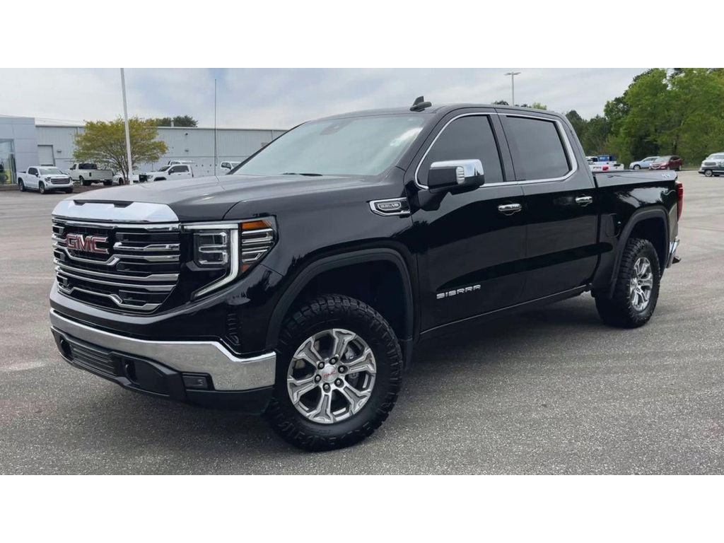 2025 GMC Sierra 1500 SLT