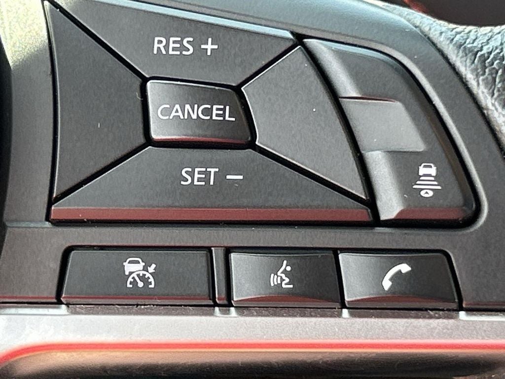 2024 Nissan Versa SR