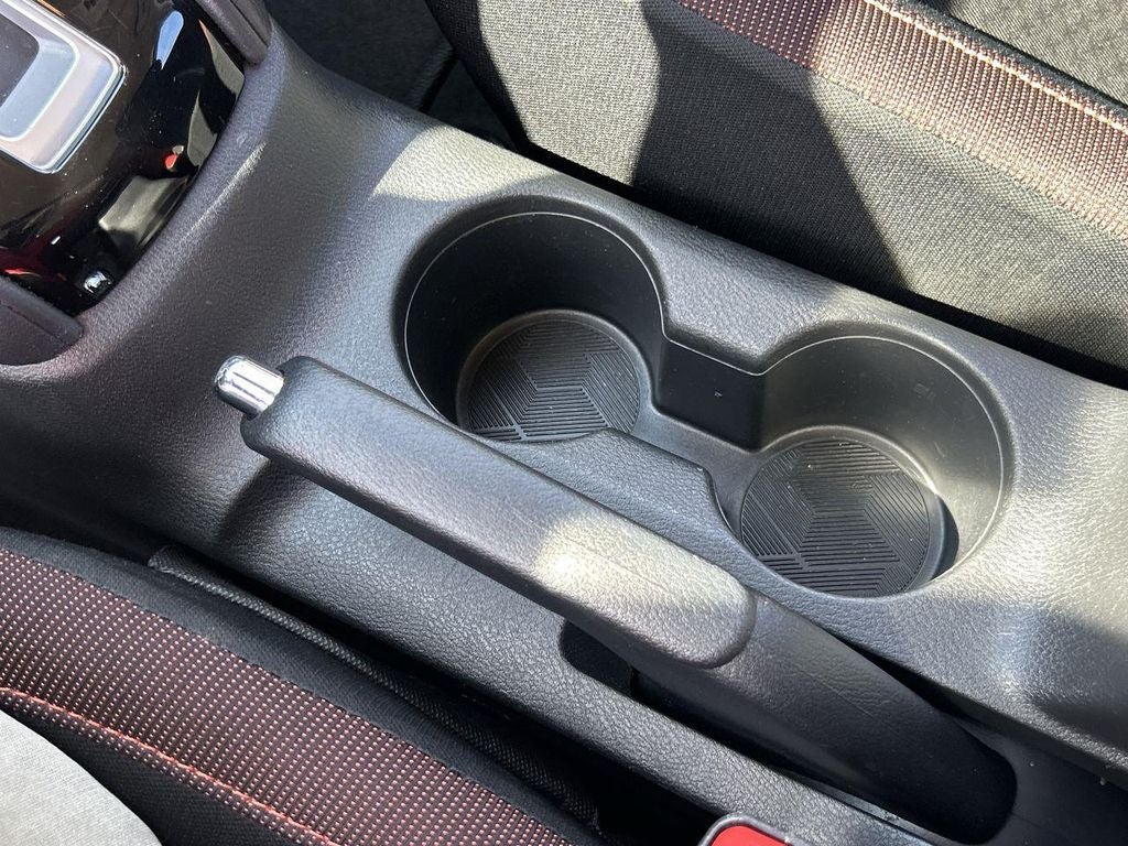 2024 Nissan Versa SR