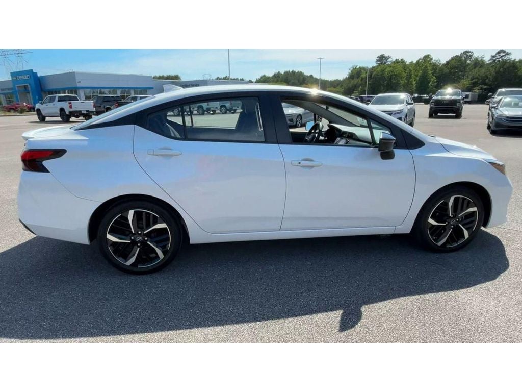 2024 Nissan Versa SR