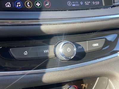 2022 Buick Enclave Essence