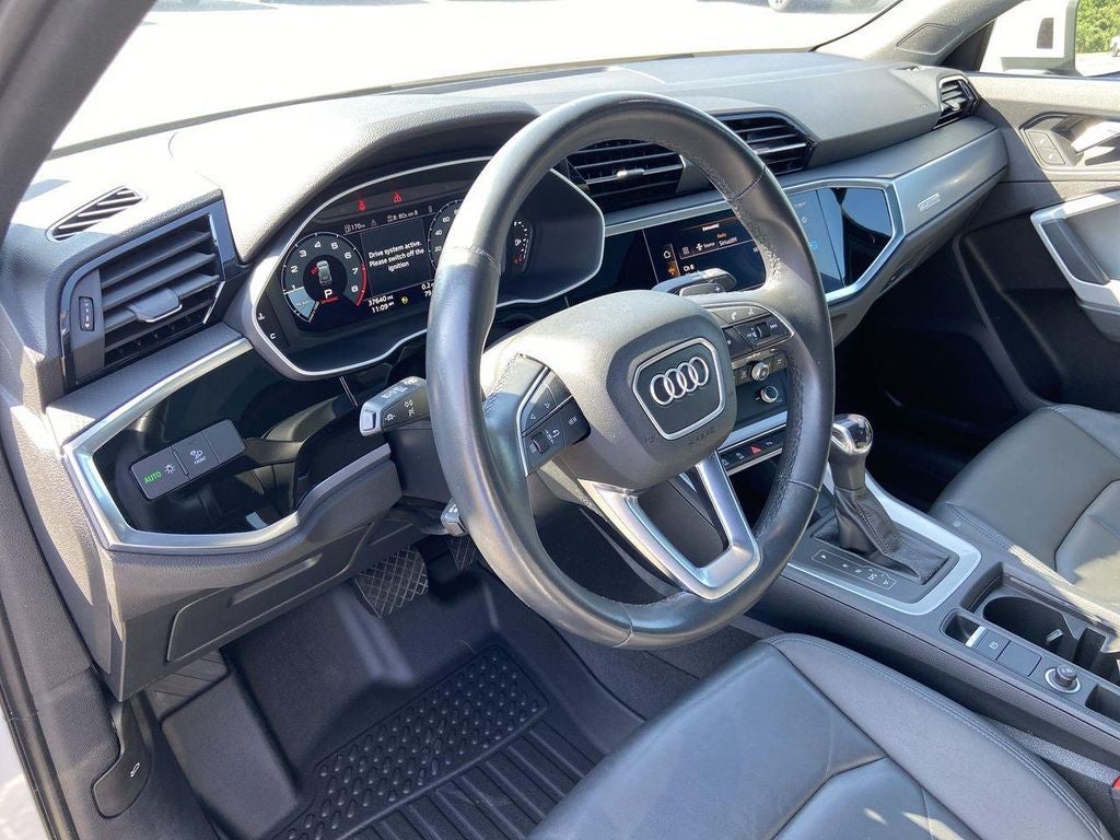 2023 Audi Q3 S line Premium
