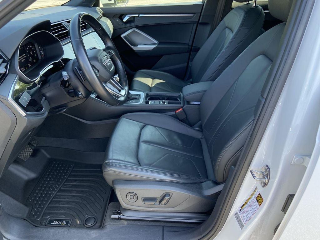 2023 Audi Q3 S line Premium