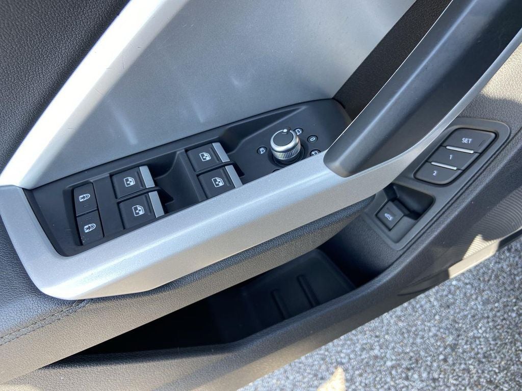 2023 Audi Q3 S line Premium