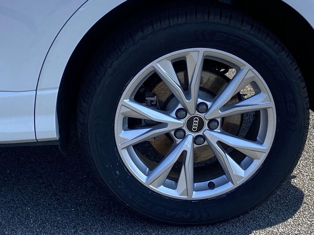 2023 Audi Q3 S line Premium