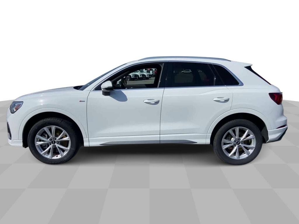 2023 Audi Q3 S line Premium